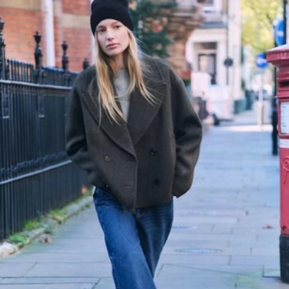 Zara Gray Jacket, Size Medium - Picture 2 of 12